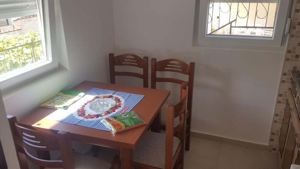 Apartments Diva Dobra Voda Kültér fotó
