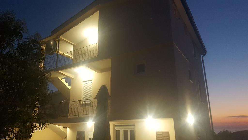 Apartments Diva Dobra Voda Kültér fotó